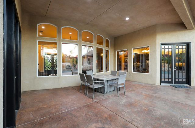 1808 Camborne Court, Bakersfield, CA 93311