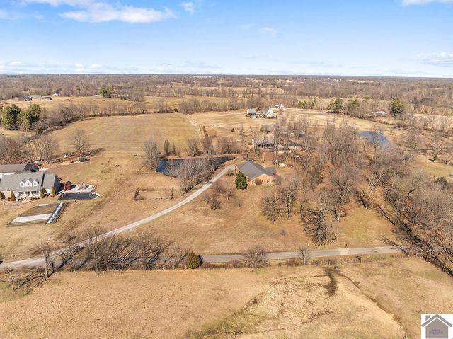 671 Elderberry Lane, Mayfield, KY 42066