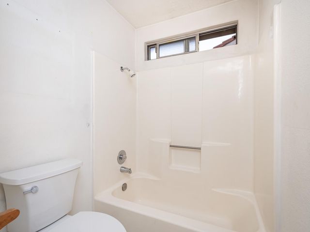 1604 January Dr, Modesto, CA 95358