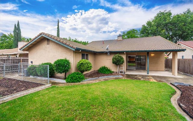 1604 January Dr, Modesto, CA 95358