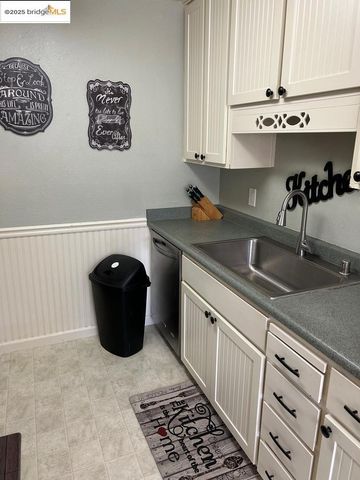 2829 Winding Lane Upper, Antioch, CA 94531