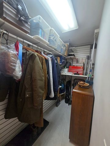 400 E Randolph Street 2417, Chicago, IL 60601
