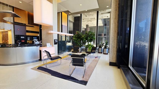 400 E Randolph Street 2417, Chicago, IL 60601