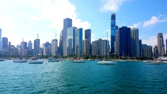 400 E Randolph Street 2417, Chicago, IL 60601