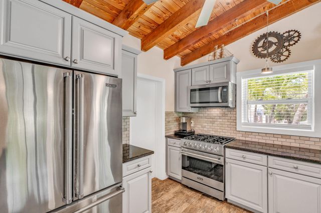 30366 Falcon Lane, Big Pine Key, FL 33043
