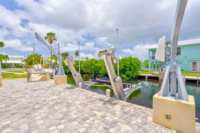 30366 Falcon Lane, Big Pine Key, FL 33043