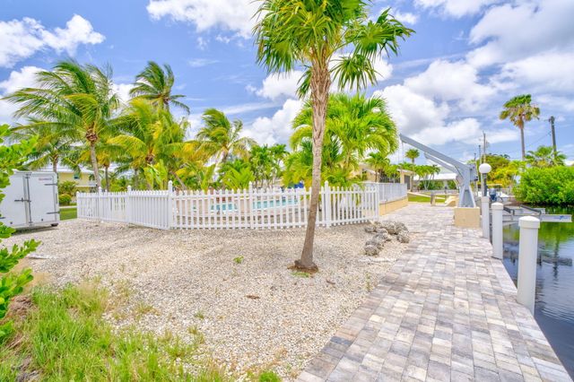 30366 Falcon Lane, Big Pine Key, FL 33043