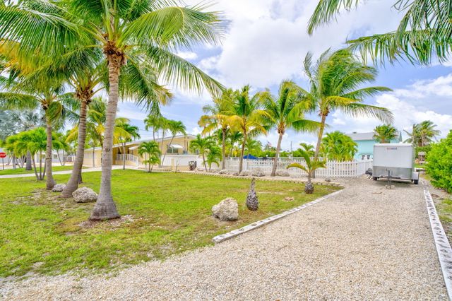 30366 Falcon Lane, Big Pine Key, FL 33043