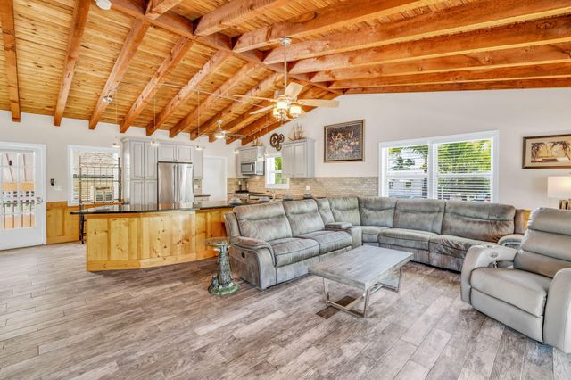 30366 Falcon Lane, Big Pine Key, FL 33043