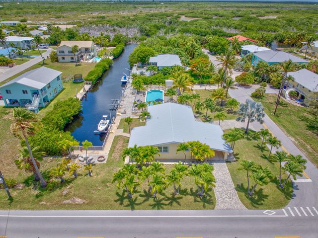 30366 Falcon Lane, Big Pine Key, FL 33043