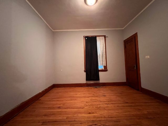 11949 S Lafayette Avenue, Chicago, IL 60628