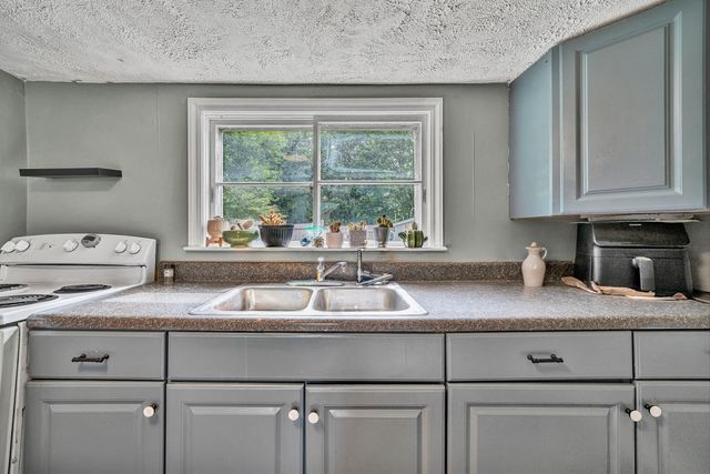 215 CIRCLE DR, Rocky Mount, VA 24151
