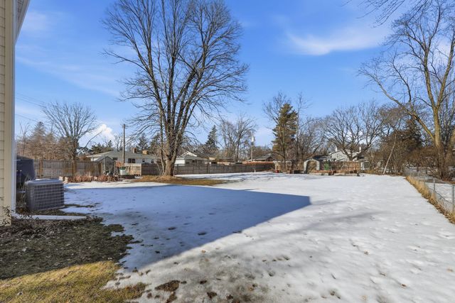 2277 Floral Drive, White Bear Lake, MN 55110