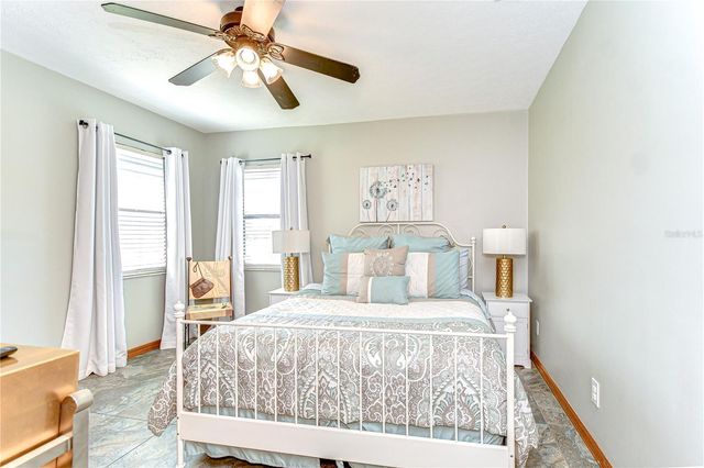 709 SPORTSMAN PARK DRIVE, Seffner, FL 33584