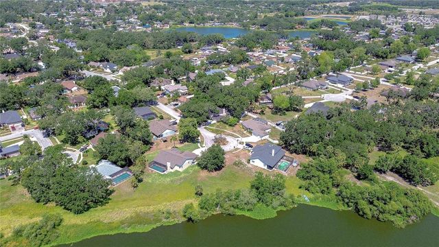 709 SPORTSMAN PARK DRIVE, Seffner, FL 33584