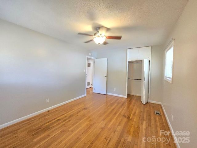 910 Holly Drive, Gastonia, NC 28054