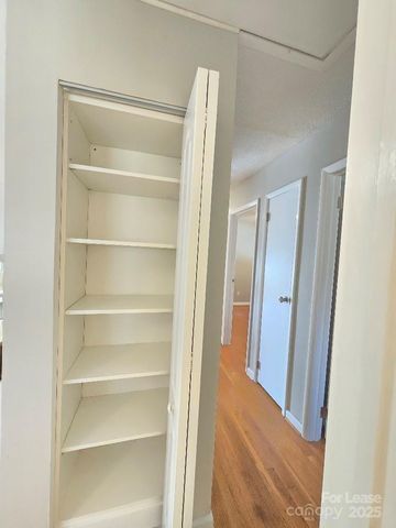 910 Holly Drive, Gastonia, NC 28054