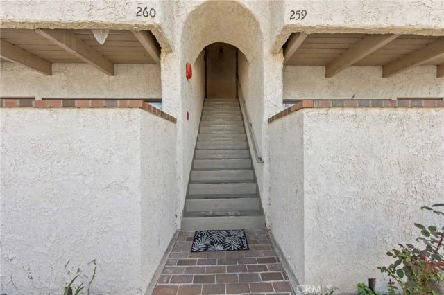 25027 Peachland Avenue 260, Newhall, CA 91321