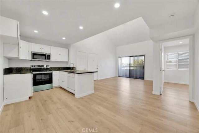 25027 Peachland Avenue 260, Newhall, CA 91321