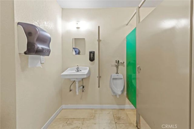 25027 Peachland Avenue 260, Newhall, CA 91321