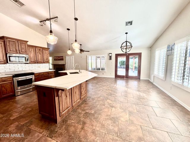 5002 E BLANCHE Drive, Scottsdale, AZ 85254