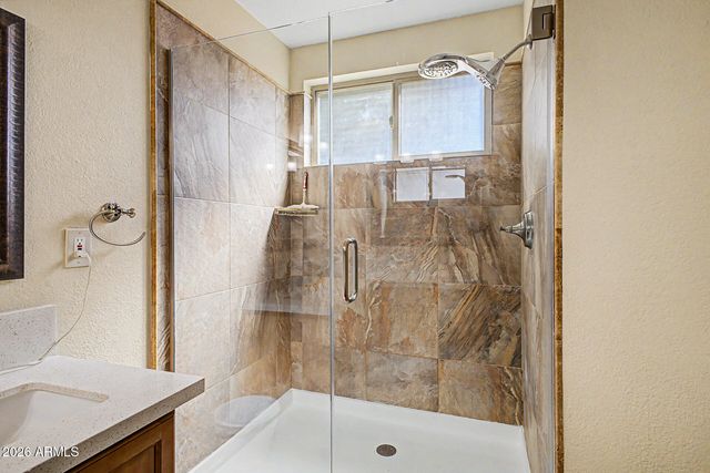 5002 E BLANCHE Drive, Scottsdale, AZ 85254