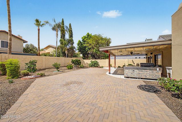 5002 E BLANCHE Drive, Scottsdale, AZ 85254