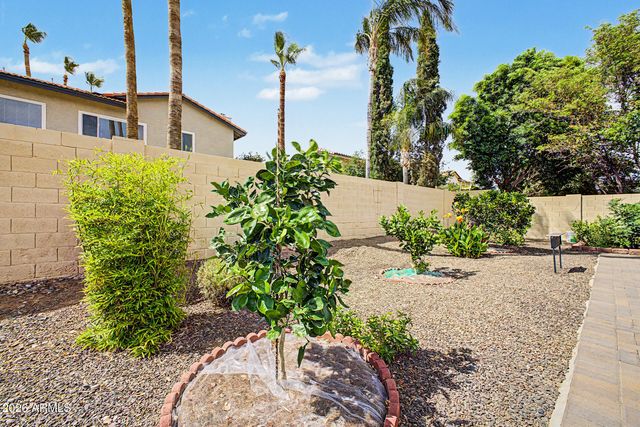 5002 E BLANCHE Drive, Scottsdale, AZ 85254
