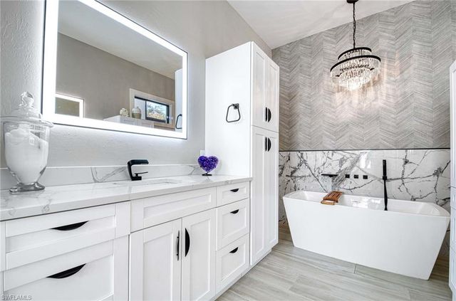 12 35th AVE NW, Naples, FL 34120