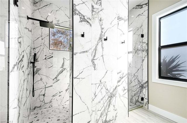 12 35th AVE NW, Naples, FL 34120