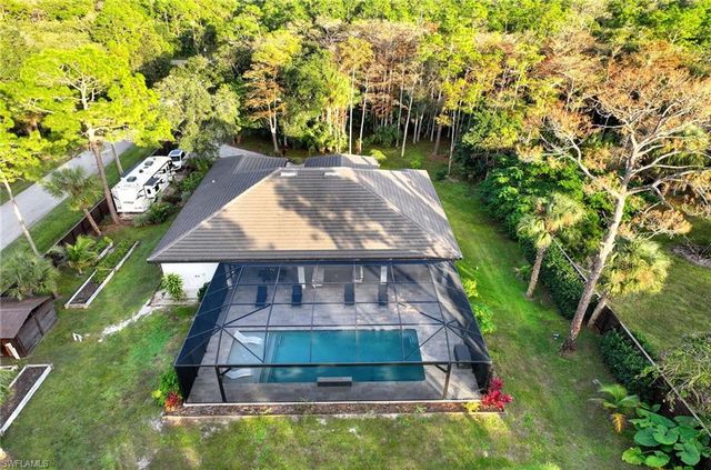 12 35th AVE NW, Naples, FL 34120