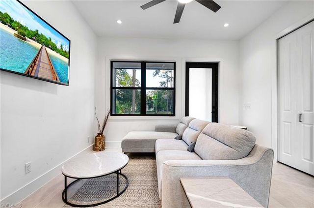 12 35th AVE NW, Naples, FL 34120