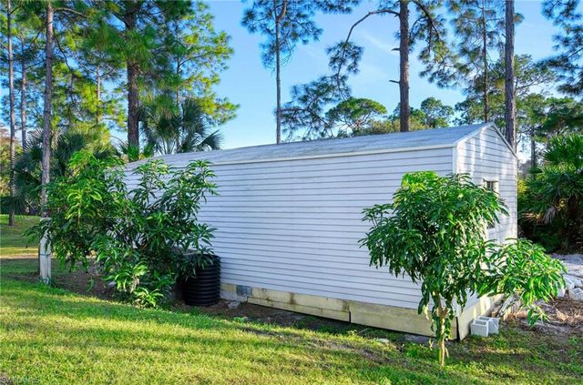 12 35th AVE NW, Naples, FL 34120