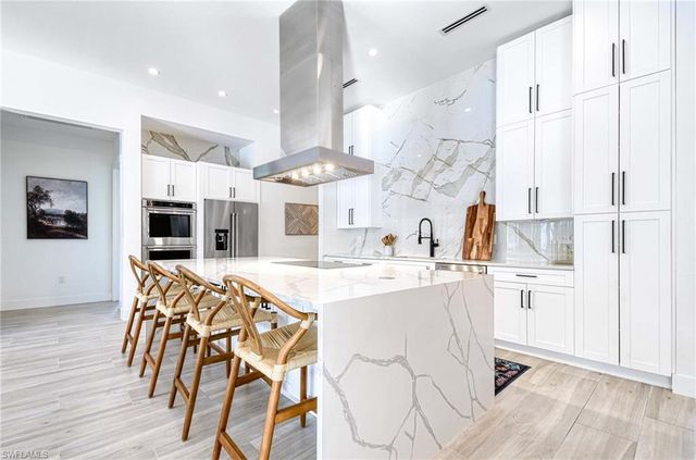 12 35th AVE NW, Naples, FL 34120