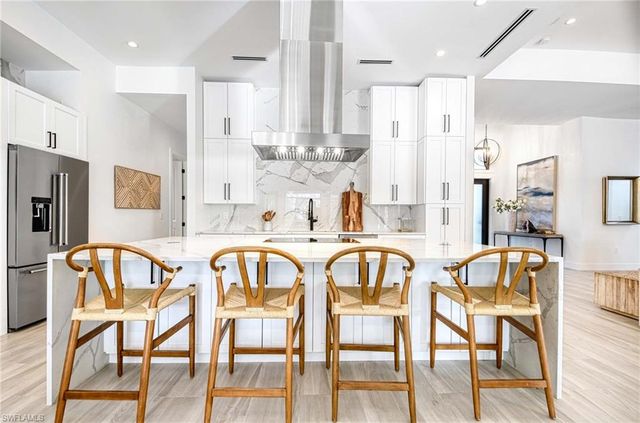 12 35th AVE NW, Naples, FL 34120