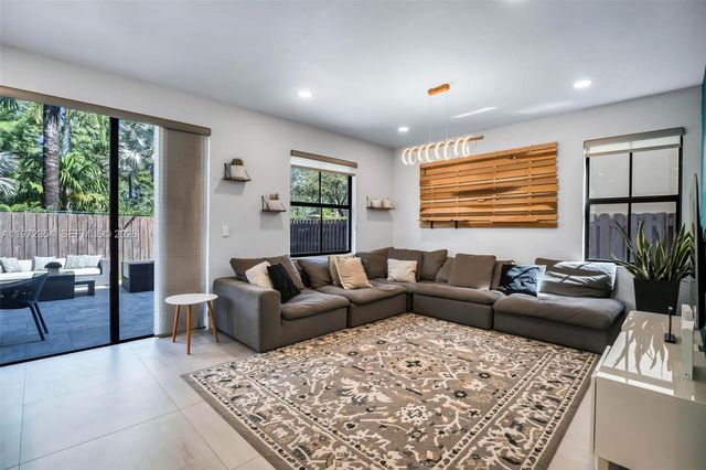 10043 NW 89 TERRA, Doral, FL 33178