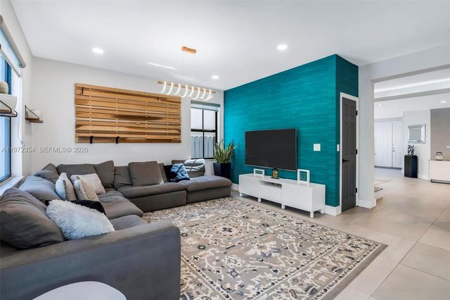 10043 NW 89 TERRA, Doral, FL 33178