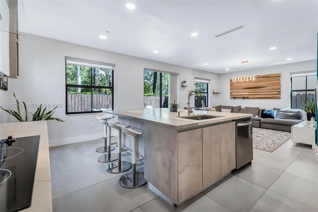 10043 NW 89 TERRA, Doral, FL 33178