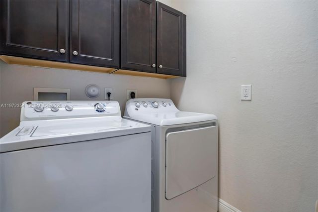 10043 NW 89 TERRA, Doral, FL 33178