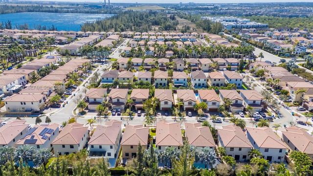 10043 NW 89 TERRA, Doral, FL 33178