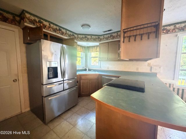 6323 Strawfield Drive, Wilmington, NC 28405