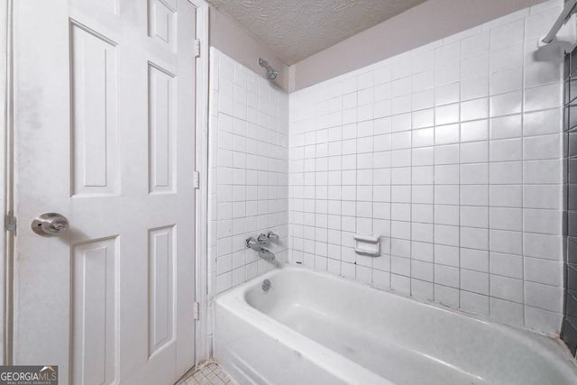 6424 Woodstone Way, Morrow, GA 30260