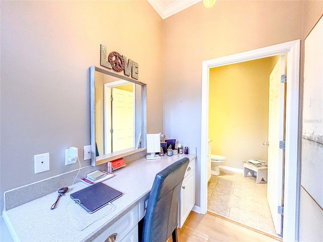 5339 NW 9TH LANE, Gainesville, FL 32605