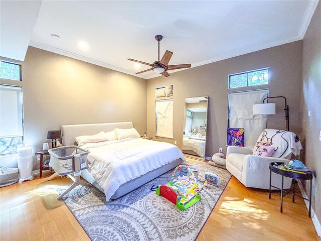 5339 NW 9TH LANE, Gainesville, FL 32605