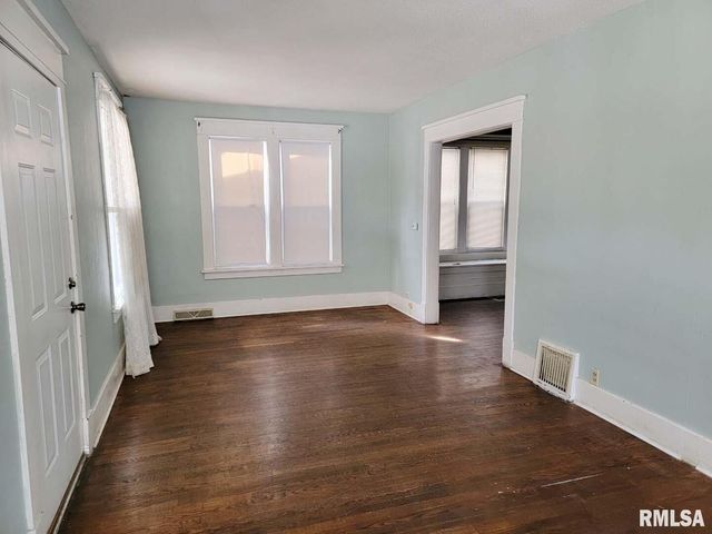 334 S LINCOLN Boulevard, Centralia, IL 62801