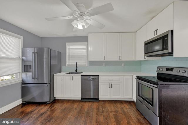 338 IDA AVE, Baltimore, MD 21221