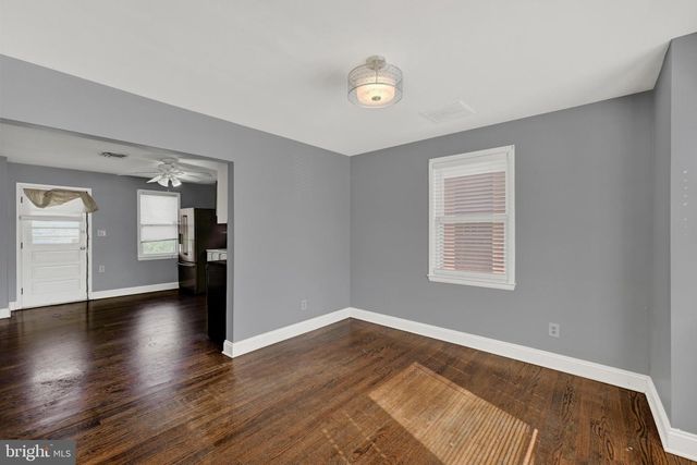 338 IDA AVE, Baltimore, MD 21221