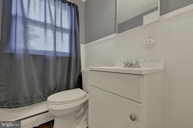 338 IDA AVE, Baltimore, MD 21221