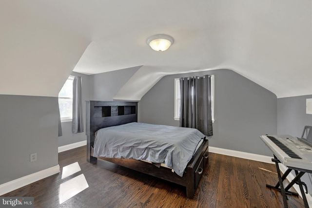 338 IDA AVE, Baltimore, MD 21221