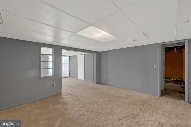 338 IDA AVE, Baltimore, MD 21221